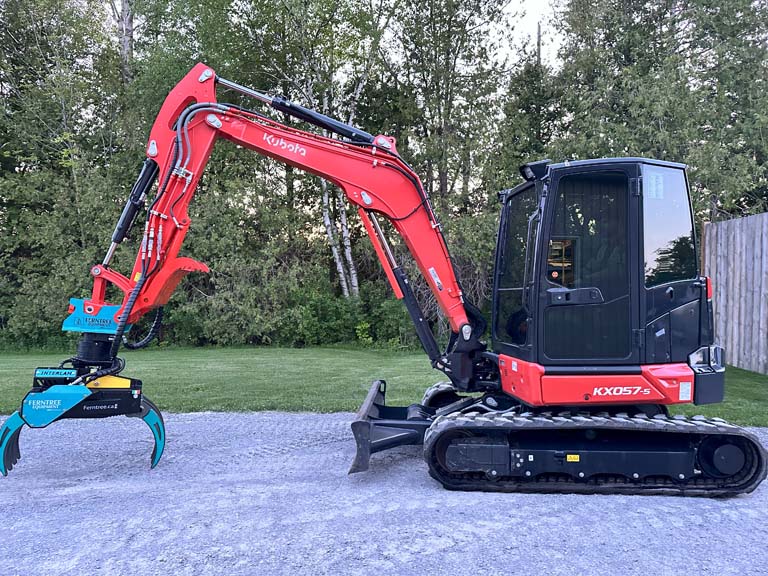 Ferntree EagleClaw Grapple Saw & THUMM Rotator | Model UNI 1.1 – 1.7 | Height 38"–68" | Jaw Depth 17"–27" | Machine Size 1.5–20 Tons  | For Excavators