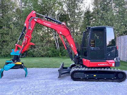 Ferntree EagleClaw Grapple Saw & THUMM Rotator | Model UNI 1.1 – 1.7 | Height 38"–68" | Jaw Depth 17"–27" | Machine Size 1.5–20 Tons  | For Excavators