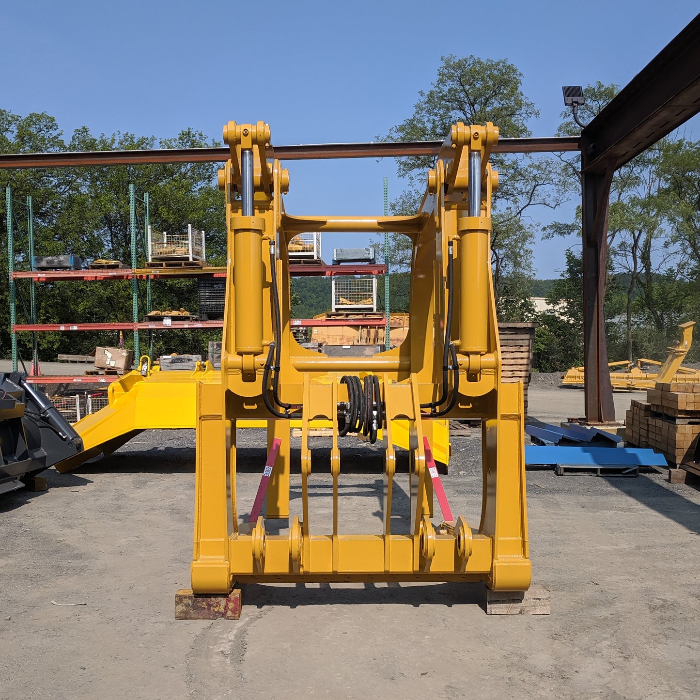 Rockland East & West Coast High Capacity Millyard Grapple | Tine Length 78" & 96" inches | Width 84", 100", 110" & 115" inches | For Loaders