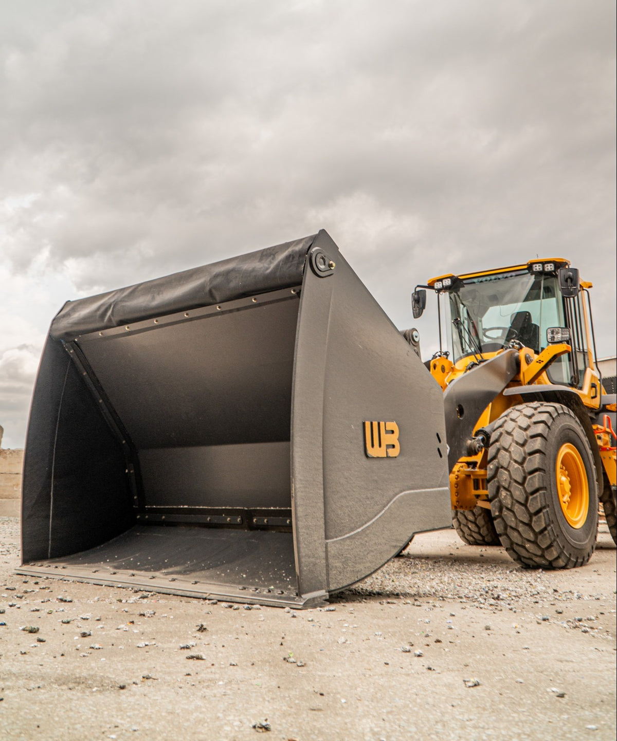 Werk-Brau Ejector/Push-Out Bucket | Dump Height 24"+ | Material Discharge | 10–30 GPM | For Wheel Loaders
