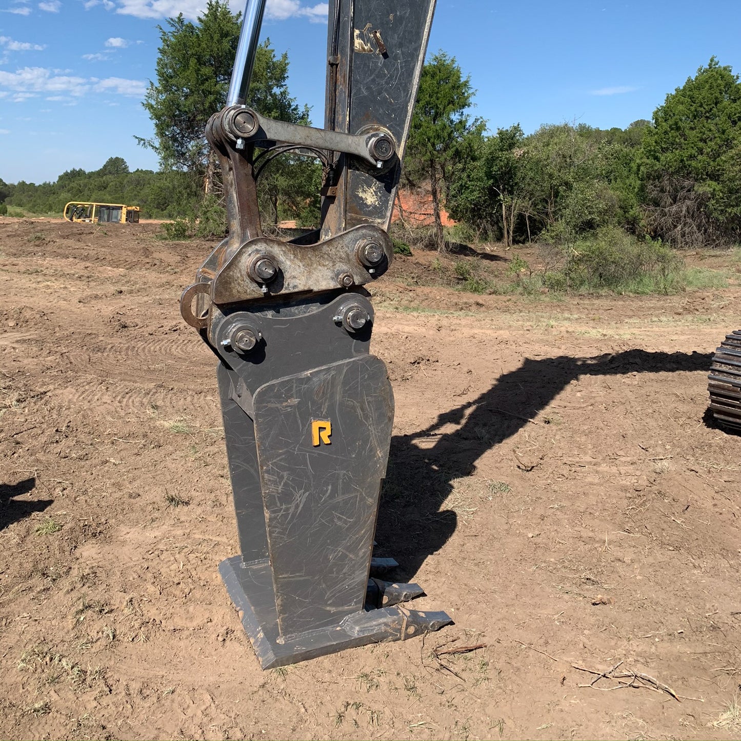 ROCKLAND GRUBBER WITH  BOLT-ON EDGE FOR EXCAVATOR
