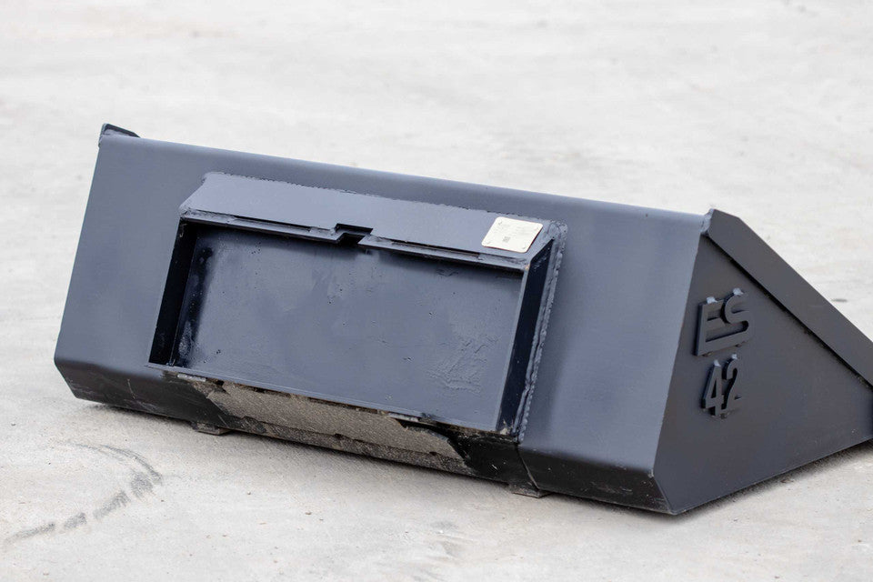 Express Steel Toro Dingo Smooth Bucket | SKU ES-TDTB-0042 | Width 42" | Hydraulic Flow 9–15 GPM | For Mini Skid Steers