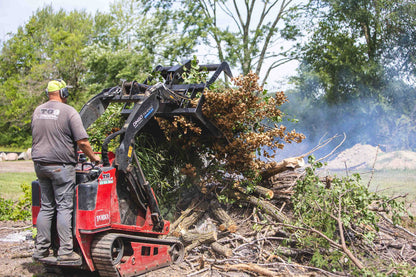 Express Steel Root Grapple | SKU ES22010 | Width 42" | Hydraulic Flow 9–15 GPM | For Mini Skid Steers