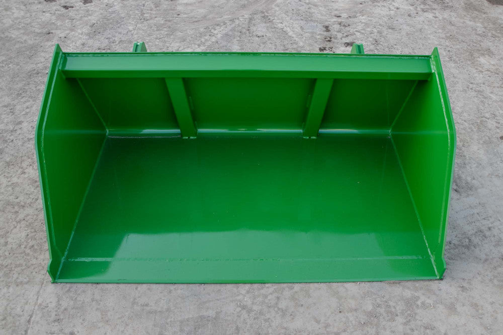 Express Steel | Snow/Mulch Bucket | SKU ES-STSMB-0066-JDMG | Width 66" | Horsepower Up to 65 HP | For Tractors