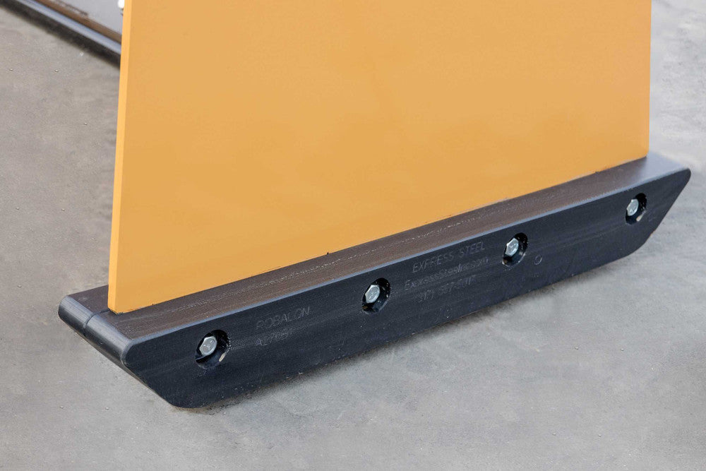 Express Steel | Turf Pusher | Model 7′ XP30 | SKU ES930T07 | 30" Side Panels | Hydraulic Flow 0 To 25 GPM | 35+ Horsepower | For Skid Steers & Tractors