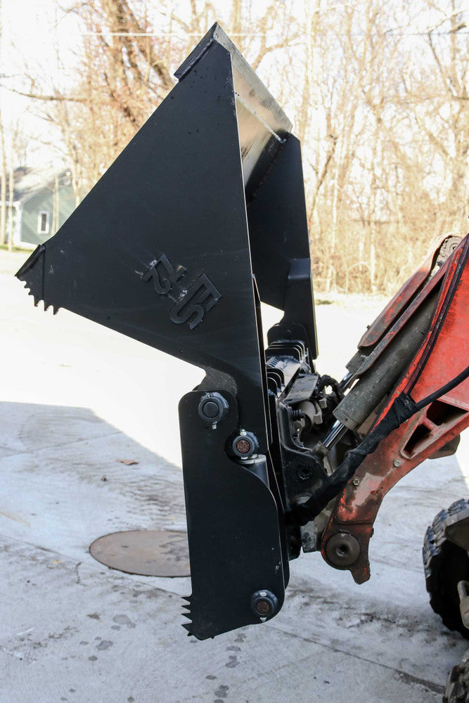 Express Steel | 4-in-1 Bucket | SKU ES30330 | Width 72" | Hydraulic Flow 15 To 25 GPM | For Skid Steers