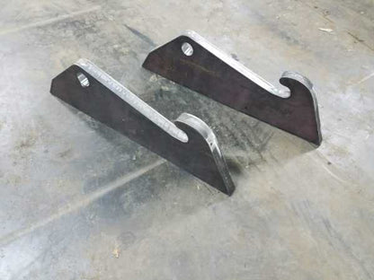 Express Steel | Mounting Accessories | Model Deere 304 Female Adapter Blanks | SKU 136 | Width 26" | Hydraulic Flow 20 To 35 GPM | For Loaders & Skid Steers