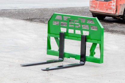 Express Steel | Pallet Forks | Model JD Global Euro | SKU ES60130 | Frame Width 50" | Horsepower 40 To 100 HP | For Tractors & Loaders