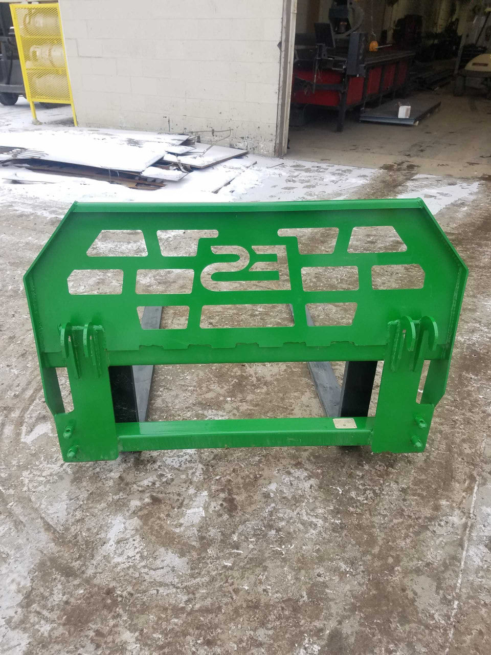 Express Steel Pallet Forks | SKU ES60210 | Fork Length 36"–48" | Frame Width 45.5" | John Deere Quick Attach | Horsepower 25–60 HP | For Compact Tractors