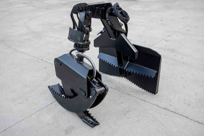 Express Steel | Mini Bobcat Log Grapple | SKU ES22650 | Opening Width 66" Max | Hydraulic Rotation | Hydraulic Flow Range 8 To 15 GPM | For Mini Skid Steers
