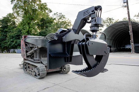 Express Steel | Mini Bobcat Log Grapple | SKU ES22650 | Opening Width 66" Max | Hydraulic Rotation | Hydraulic Flow Range 8 To 15 GPM | For Mini Skid Steers