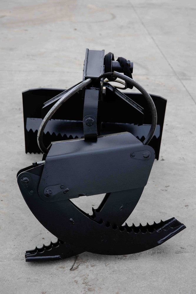 Express Steel | Log Grapple | Model Mini Bobcat Manual Rotating | SKU ES22620 | Opening 66" Width | Capacity 2,000 lb | Hydraulic Flow 10 To 15 GPM | For Skid Steers