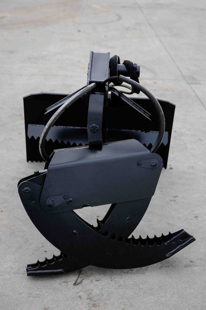Express Steel | Log Grapple | Model Mini Bobcat Manual Rotating | SKU ES22620 | Opening 66" Width | Capacity 2,000 lb | Hydraulic Flow 10 To 15 GPM | For Skid Steers