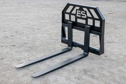 Express Steel Mini Bobcat Pallet Forks | SKU ES60610 | Fork Length 36"–48" | 36" Frame Width | Hydraulic Flow 8–15 GPM | For Mini Skid Steers