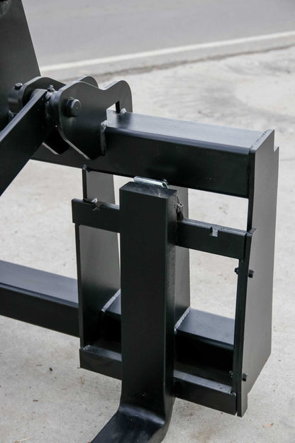 Express Steel | Pallet Fork Grapple | SKU ES62060 | Forks Width 42" & 48" | Hydraulic Flow 15 To 25 GPM | For Skid Steer