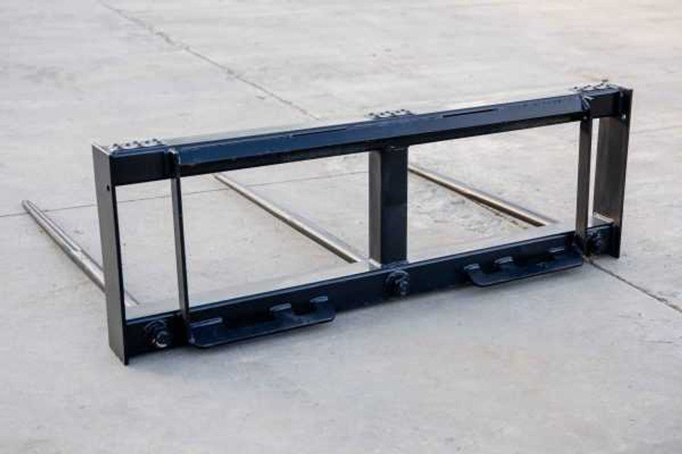 Express Steel Square Hay Bale Spear | SKU ESBSSQ0049 | Frame Width 58" | Hydraulic Flow 15–20 GPM | For Skid Steers