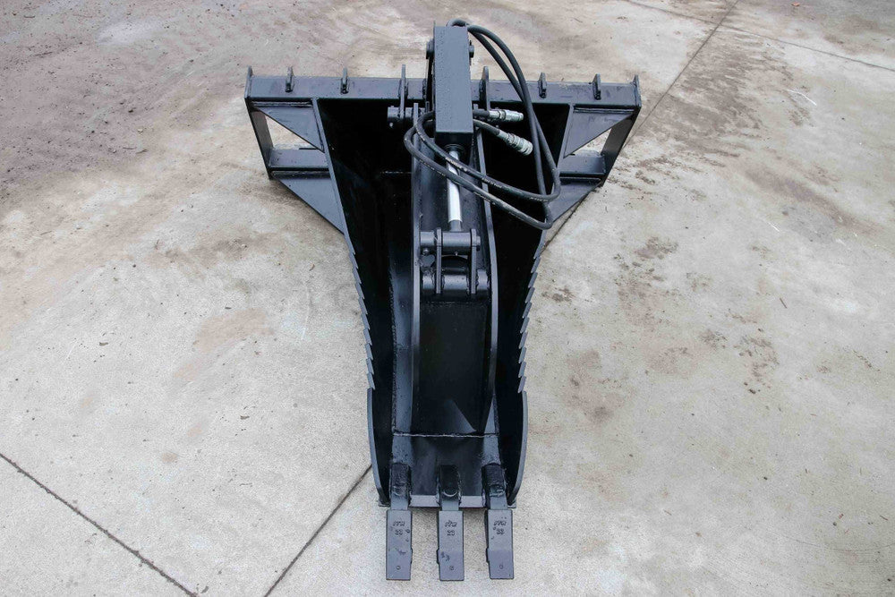 Express Steel | Heavy-Duty Stump Bucket Grapple | SKU ES-HDSBG-0000 | Cutting Edge 1" x 8" | Width 62" | Hydraulic Flow 15 To 25 GPM | For Skid Steers