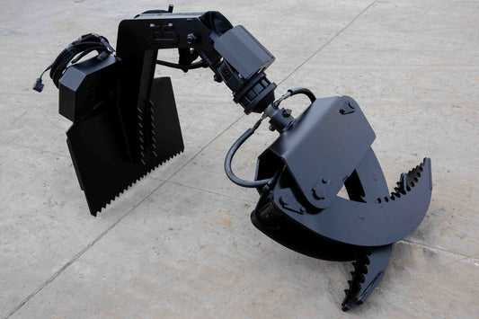 Express Steel | Log Grapple | Model Toro Dingo | SKU ES22750 | Jaw Opening 66” Inches | Hydraulic Rotation | Hydraulic Flow 8 To 15 GPM | For Mini Skid Steers