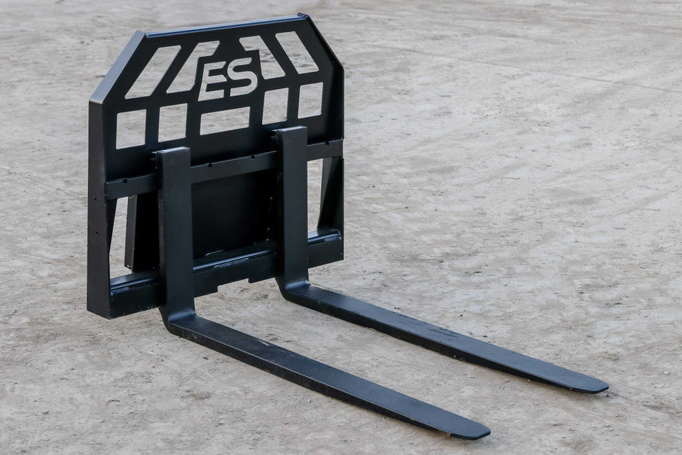 Express Steel Toro Dingo Pallet Forks | SKU ES60410 | Fork Length 36"–48" | Frame Width 36" | Hydraulic Flow 8–15 GPM | For Mini Skid Steers