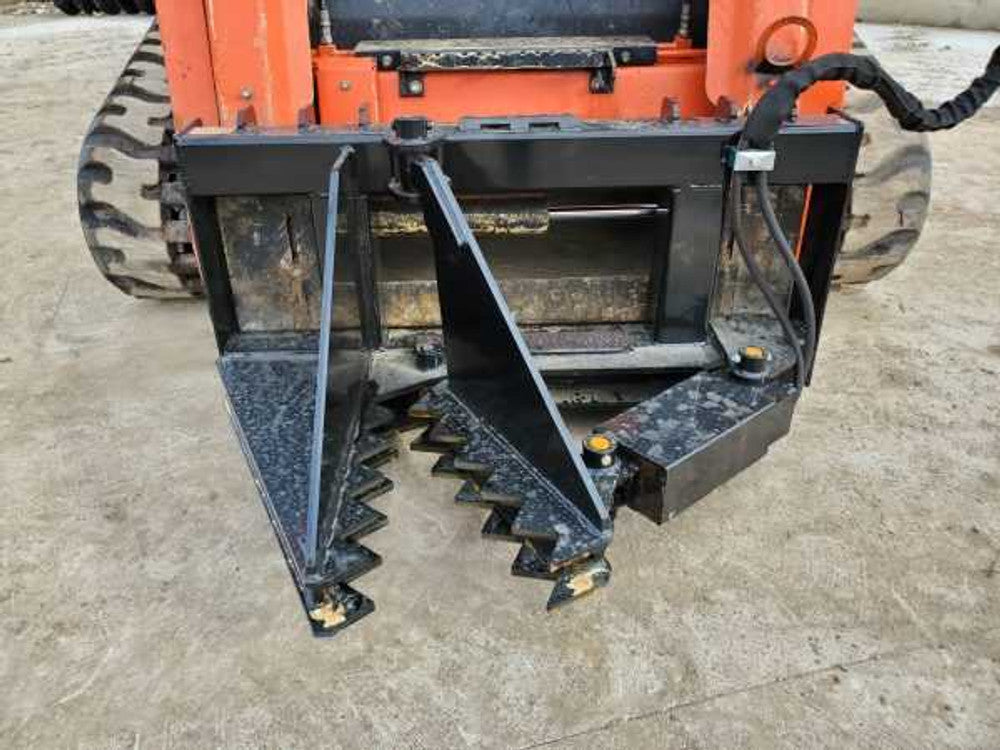 Express Steel | Tree Puller | SKU ES61040 | Width 10-¾" | Hydraulic Flow 15 To 25 GPM | For Skid Steers