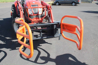 Farmer Helper Round Bale Gripper | Model FH-BG130 | Width 31"-60" | 2,600 lb Capacity | 5-10 GPM | 25-30 HP | For Skid Steers & Tractors