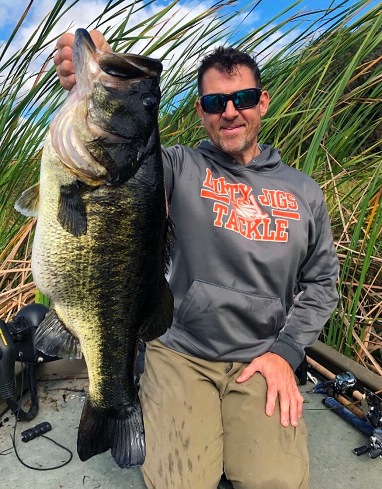 Florida Largemouth Bass Fishing Trips