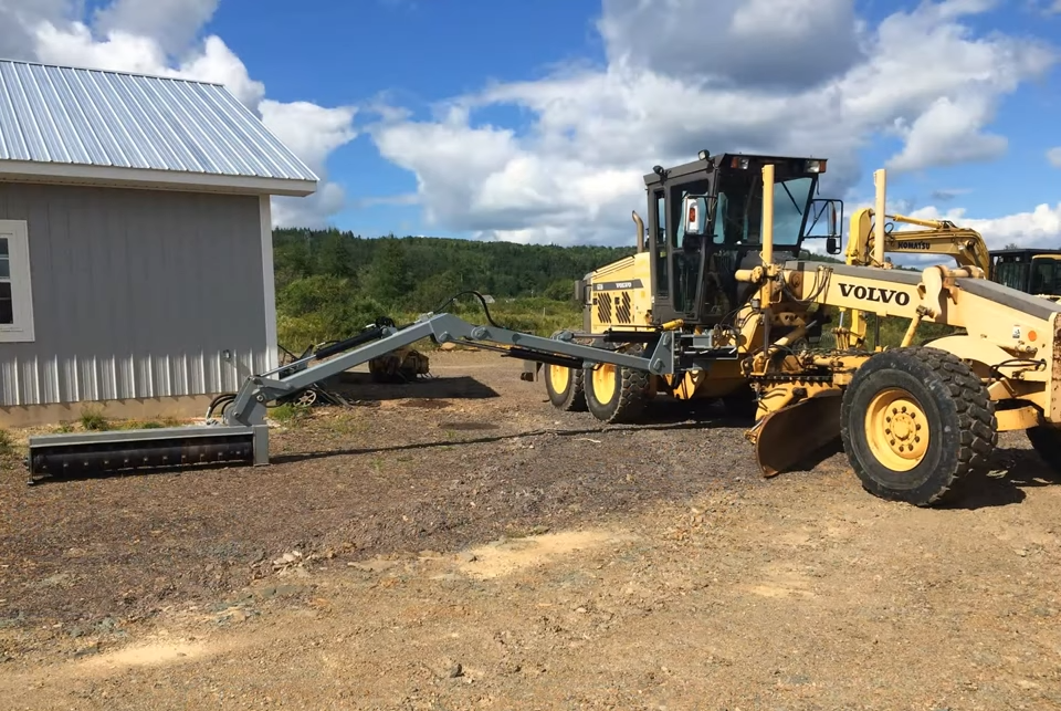 Forax HD72 6' Heavy Duty Mulcher | Weight 910 Lbs | Cutting Width 72 inches | Hydraulic Requirement 25-30 gal/min | For Road Grader