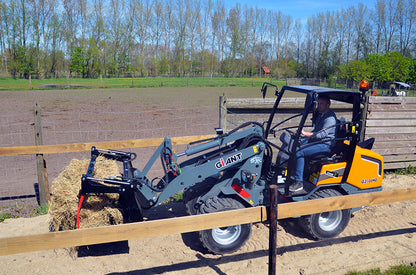 Tobroco-GiANT | Compact Wheel Loaders | G1200, G2200E & G2700HD | 36–43 mm Width | 25–50 HP | For Landscaping, Agriculture & Construction