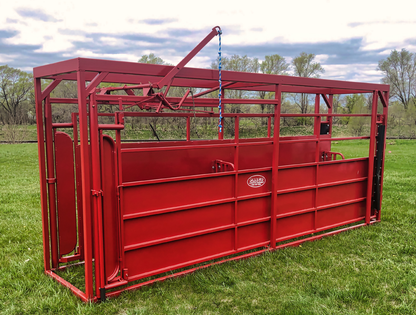Global Equipment Palco 16' Adjustable Alley | Width 14" | Clearance 72" | Easy Squeeze Cattle | For Ranch Facilities & Cattle Operations