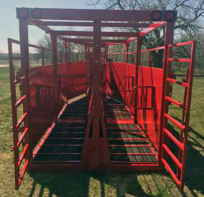 Global Equipment Palco Portable Alleys | 32' Double Alley & 24' Tub Alley | Cattle Handling Equipment | For Ranch Facilities & Cattle Operations
