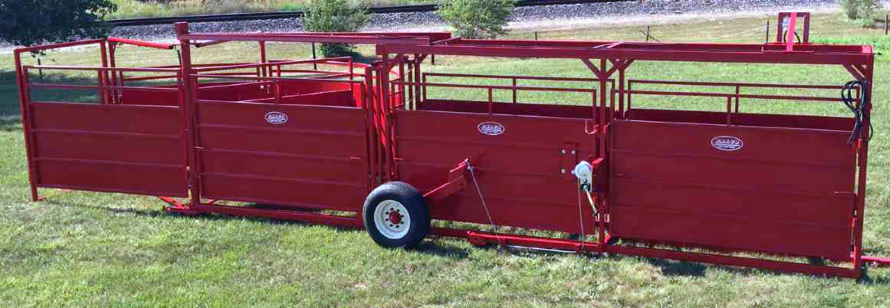 Global Equipment Palco Portable Alleys | 32' Double Alley & 24' Tub Alley | Cattle Handling Equipment | For Ranch Facilities & Cattle Operations