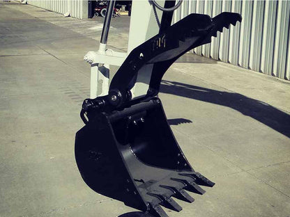 TAG 2-1/2" LIP HEAVY DUTY DIRT STYLE BUCKETS 140,000 - 160,000 LBS. FOR  EXCAVATOR