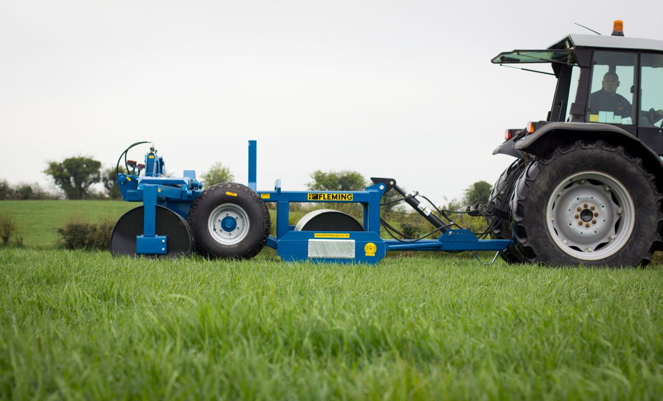 Fleming Hydraulic Folding Roller | 18' Rolling Width | 100-110 HP | For Tractors