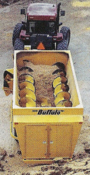 Henke Buffalo Mixer Wagon | Models 240–485 | 240–485 Cu Ft | 100–150 HP | For Tractor
