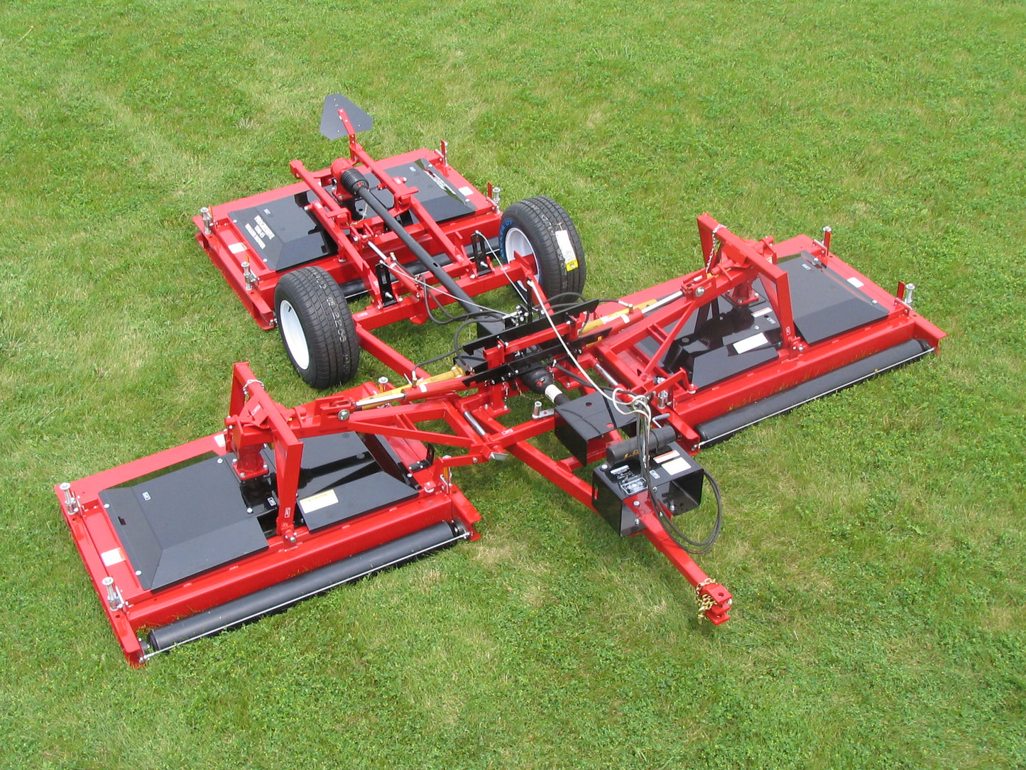 Progressive Turf Equipment Inc. Tri-Deck Roller Finishing Mower | Model TDR-15 | Cutting Width 15' 6" | 30–50 HP | For Tractors