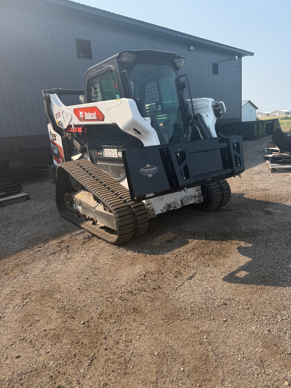 Top Dog Attachments Side Shift Adapter | Standard Side Shift 16" | Overall Width 61" | 10-40 GPM | For Skid Steers