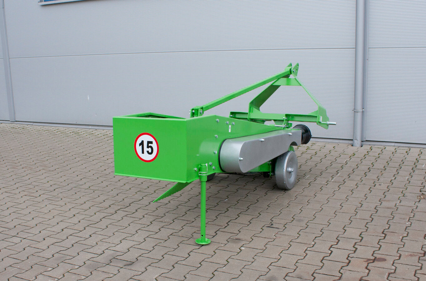 Bomet Upus 1-Row Conveyor Potato Digger | Width 22" | 25 HP | For Tractors