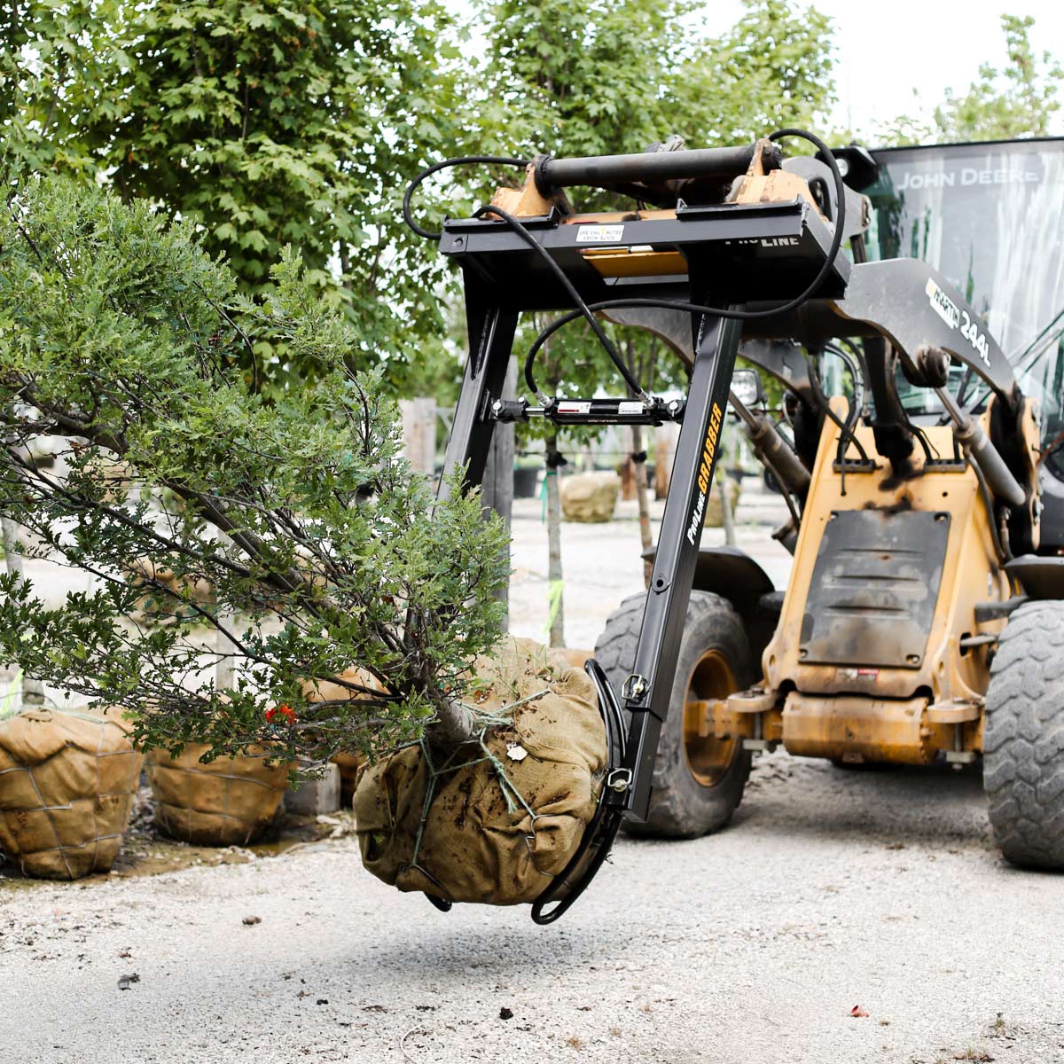ProLine Tree Planting Equipment | Model Grabber Standard | Width 42" | Rootball Capacity 14″-42″ | Reach 8' | Hydraulic Flow Range 15–25 GPM | For Skid Steers