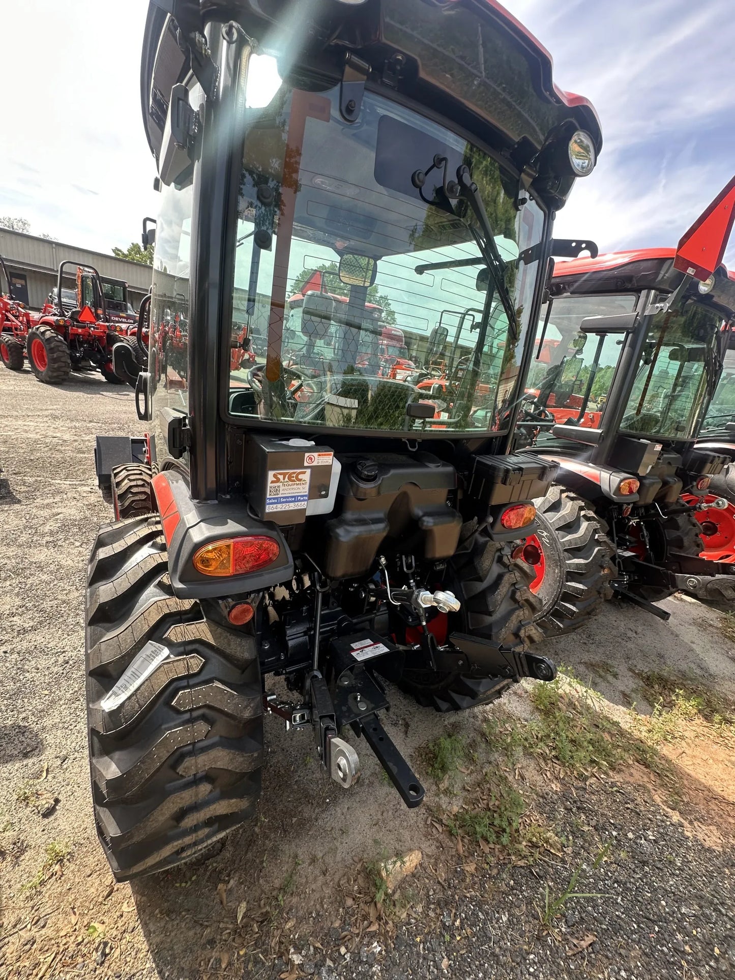 KIOTI | Hydrostatic Cab Tractor with Loader | CK2620SE | 54.5" Width | 24.5 HP | For Agricultural and Landscaping Tasks