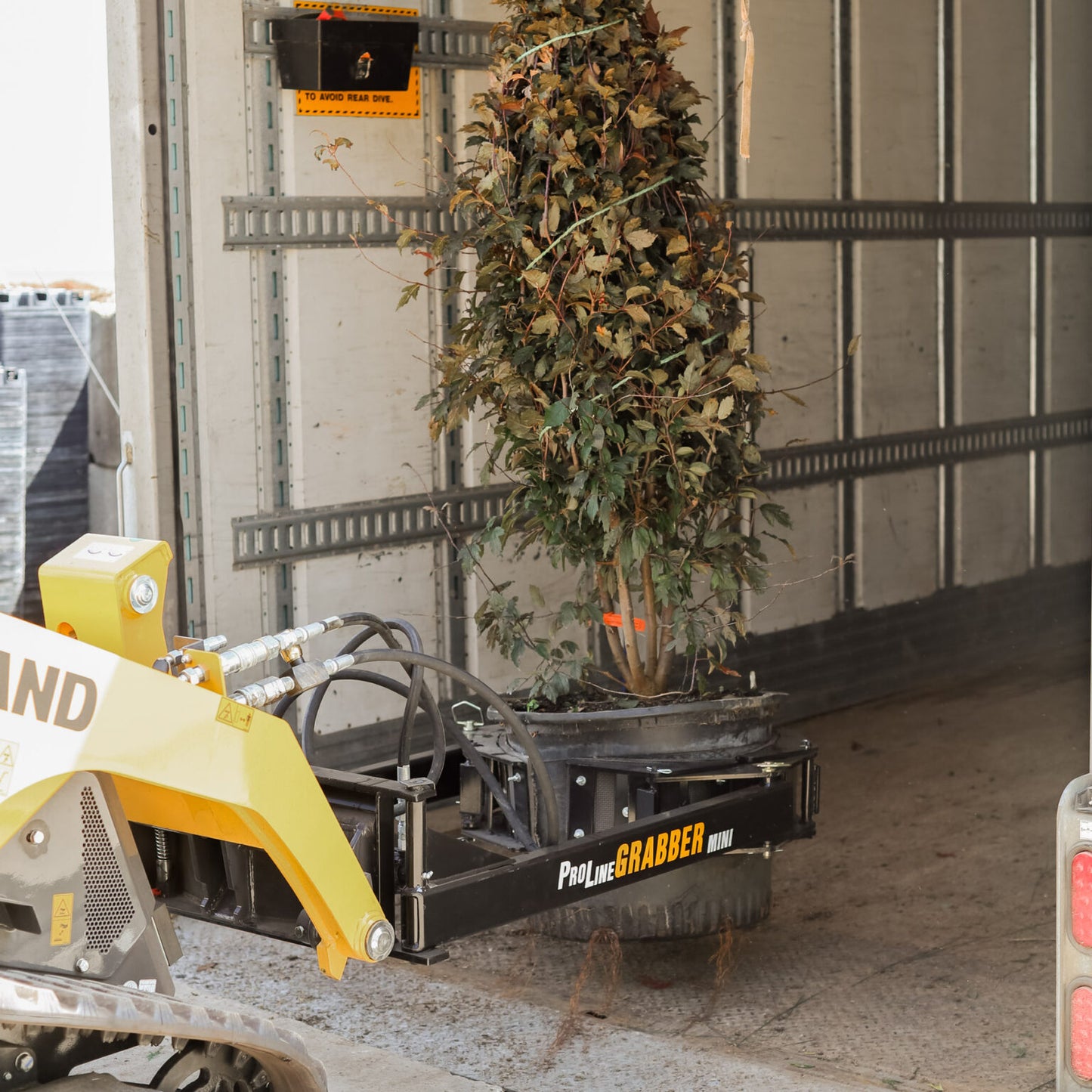 ProLine Pothandler | Pot & Plant Handling Attachment | Pot Capacity 40″ Diameter | Hydraulic Flow Range 15–25 GPM | For Skid Steers