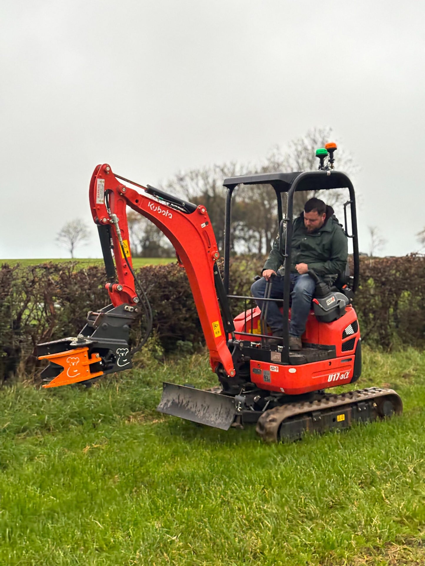 MDE Machinery | Tree Shear With Buncher | Model Koala 150T To Koala 550T | Cutting Capacity 6" To 21.5" Inches | Machine Size 1.5-40 Ton | For Excavator