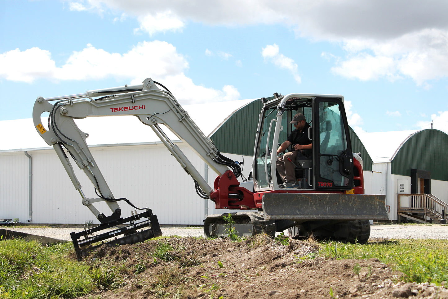Mongo Attachments Soil Conditioner | Model MPRD148H | Size 48" Drum | 20 GPM | 3,000 PSI | 2.5–8 Ton | For Excavators