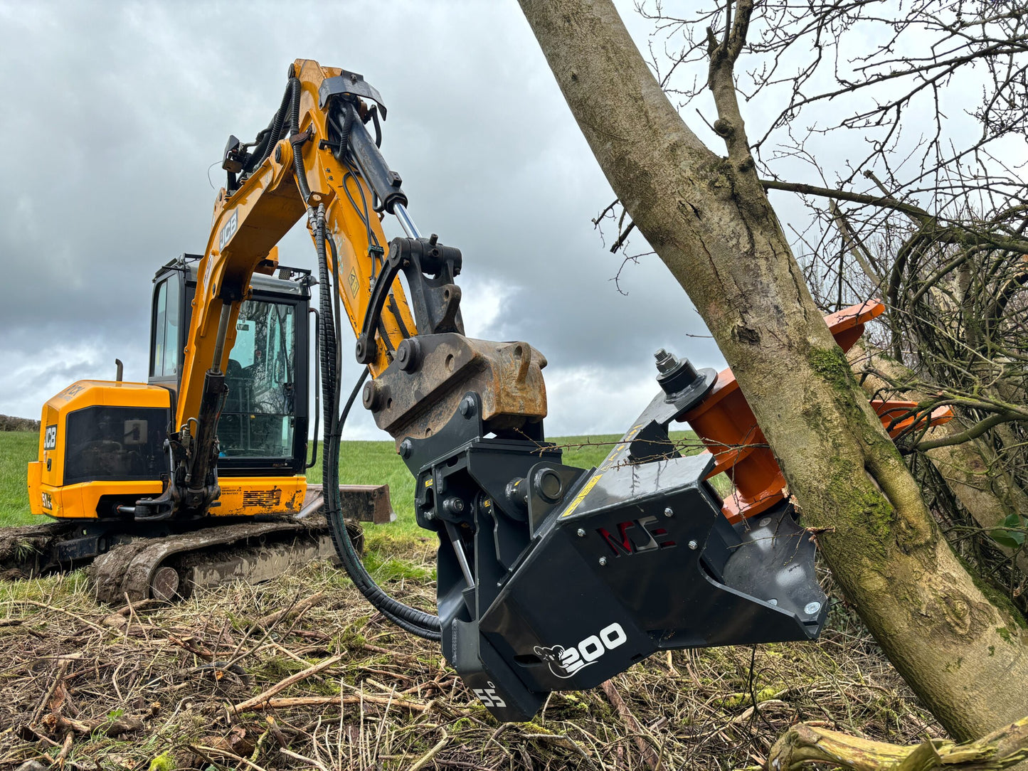 MDE Machinery | Tree Shear With Buncher | Model Koala 150T To Koala 550T | Cutting Capacity 6" To 21.5" Inches | Machine Size 1.5-40 Ton | For Excavator