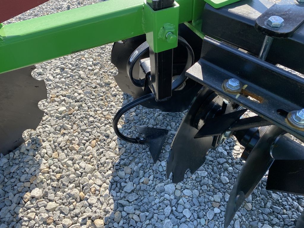 Industrias America 3-Point Finish Disc | Model 2220X | Cutting Width 7' | Horsepower 45 HP | For Tractors