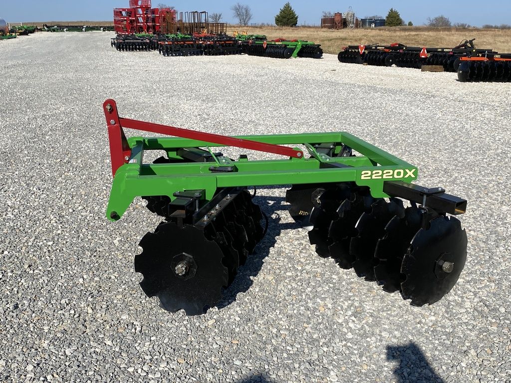 Industrias America 3-Point Finish Disc | Model 2220X | Cutting Width 7' | Horsepower 45 HP | For Tractors