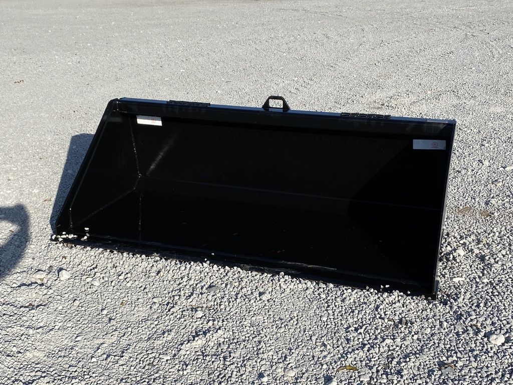 Industrias America Bucket | Width 66" | Height 21.5" | Hydraulic Flow Range 15 To 25 GPM | For Skid Steers