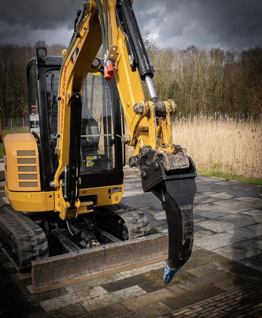 Bedrock Attachments Ripper | Model ER-CBGP | Width 21.7" | Weight 1438.8 lbs | For Excavator