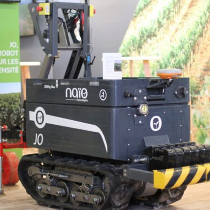 Naio Technologies Jo Autonomous Crawler for Narrow Vines | 100% Electric | GNSS RTK Guidance | Up to 8 Hours Autonomy