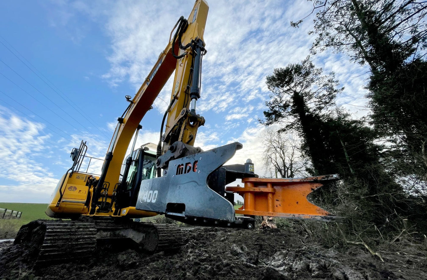 MDE Machinery | Tree Shear With Buncher | Model Koala 150T To Koala 550T | Cutting Capacity 6" To 21.5" Inches | Machine Size 1.5-40 Ton | For Excavator