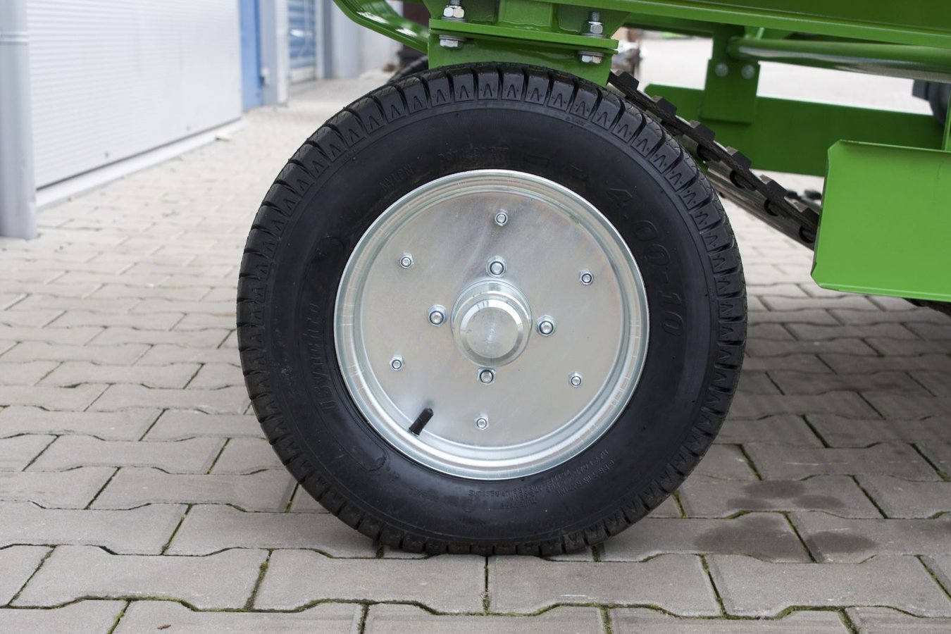 Bomet Upus 2-Row Conveyor Potato Digger | 57" Width | 50 HP | For Tractors